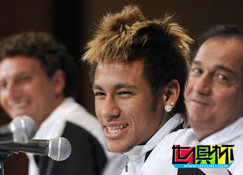 2011世俱杯内马尔：我永远无法比肩贝利 梅西才是世界第一
